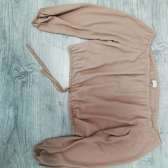 Aritzia Wilfred Eleanora blouse - Picture 2 of 3